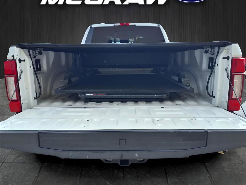 Used 2022 Ford F250 Platinum image 12