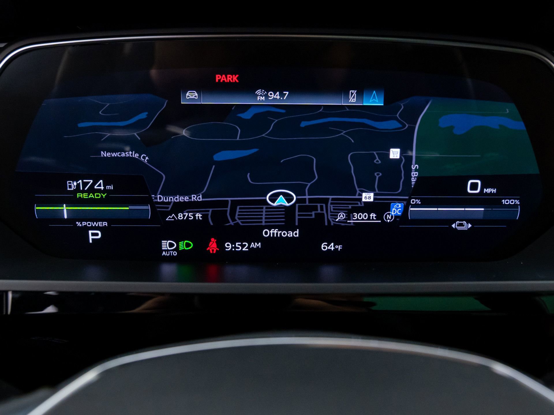 Used 2022 Audi e-tron Premium Plus w/ Premium Plus Package image 28