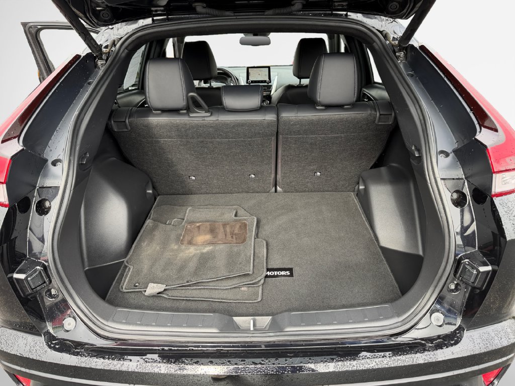 Used 2025 Mitsubishi Eclipse Cross SEL AWD/4WD image 25