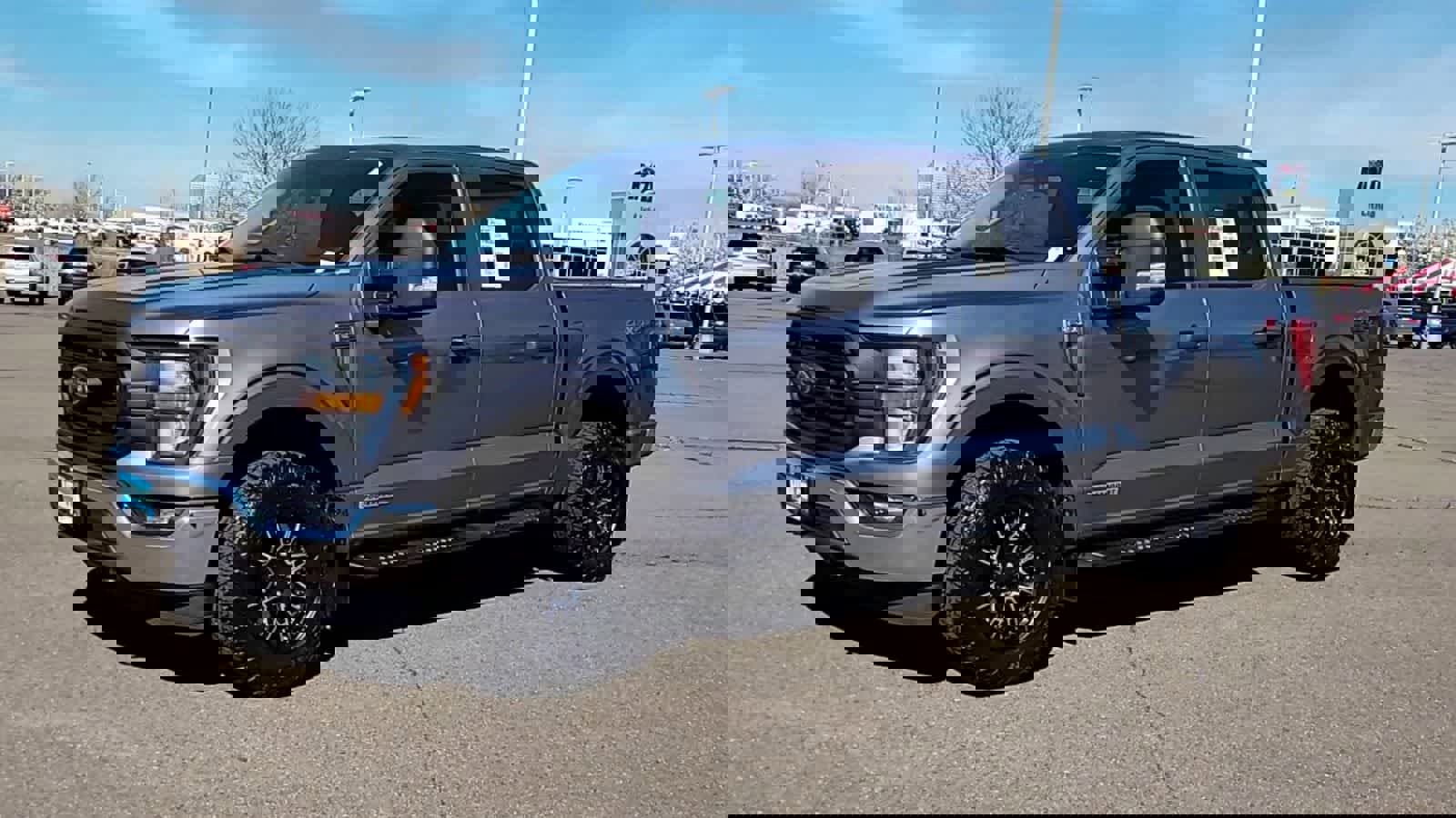 Used 2023 Ford F150 XL w/ Trailer Tow Package image 4