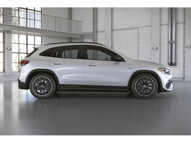 Certified 2022 Mercedes-Benz GLA 35 AMG 4MATIC image 18