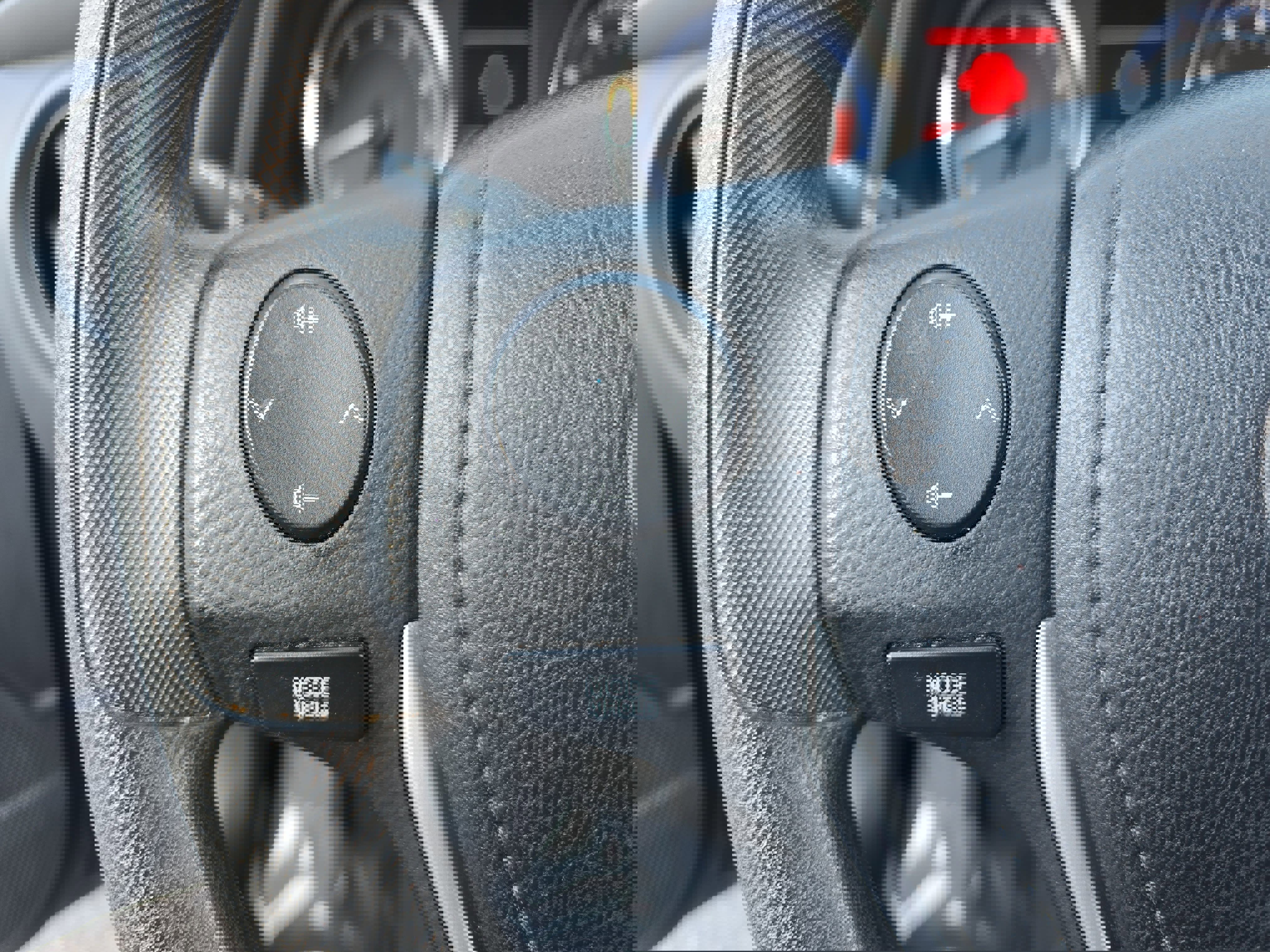 Used 2019 Toyota Corolla LE image 17