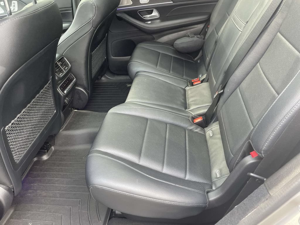 Used 2021 Mercedes-Benz GLS 450 4MATIC image 16