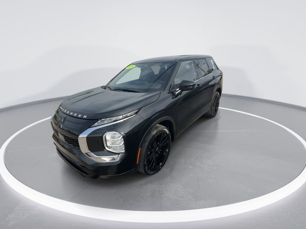 New 2026 Mitsubishi Outlander LE AWD/4WD image 4