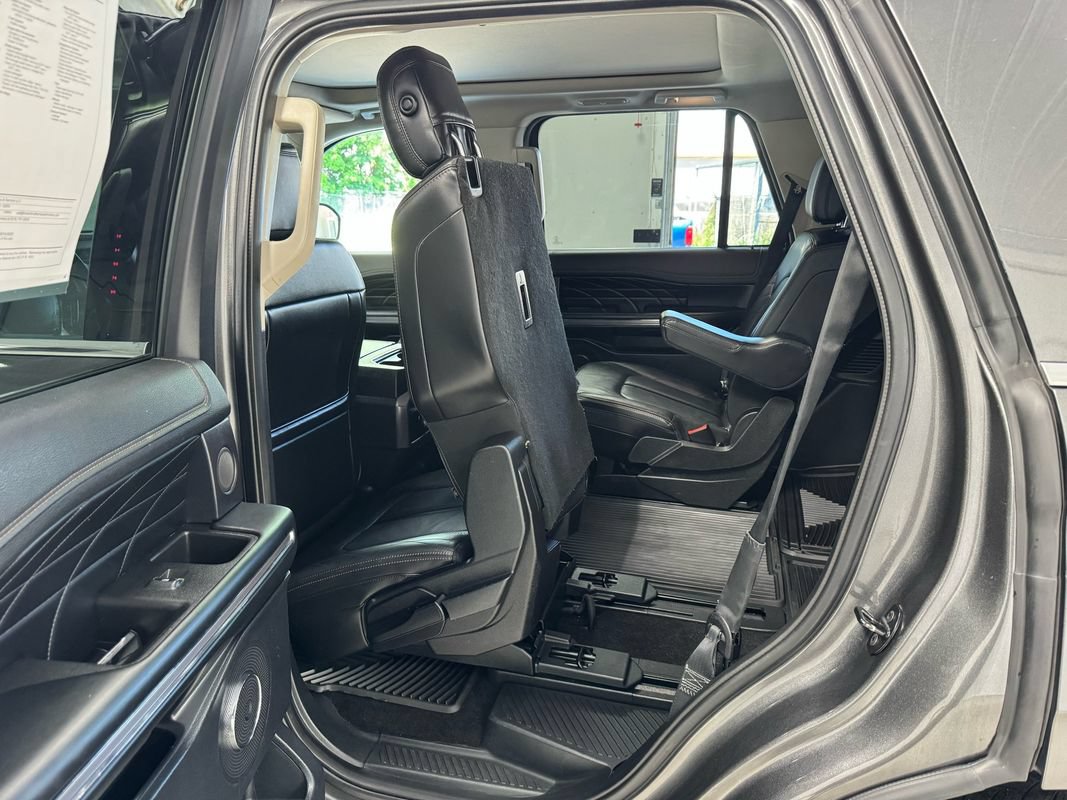 Used 2019 Ford Expedition Platinum AWD/4WD image 26