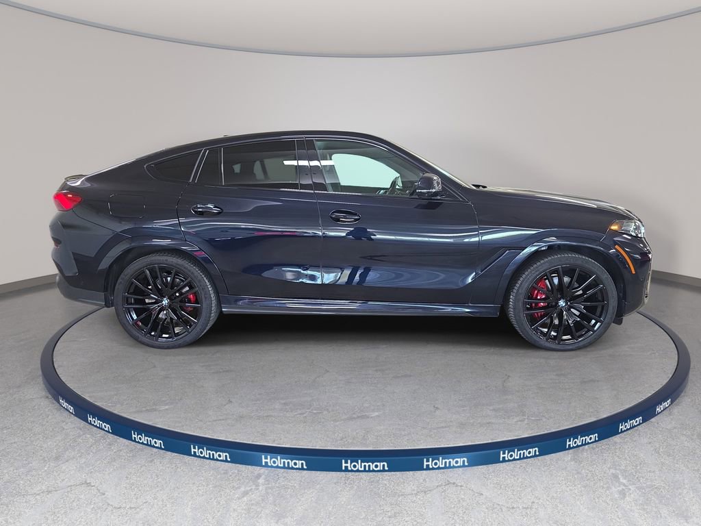 Used 2024 BMW X6 xDrive40i w/ Premium Package AWD/4WD image 6