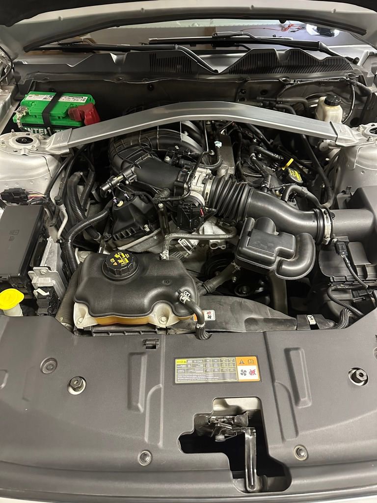 Used 2013 Ford Mustang Premium RWD image 2