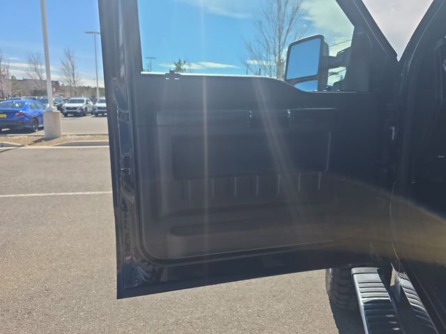 Used 2016 Ford F350 Platinum w/ Platinum Package AWD/4WD image 11