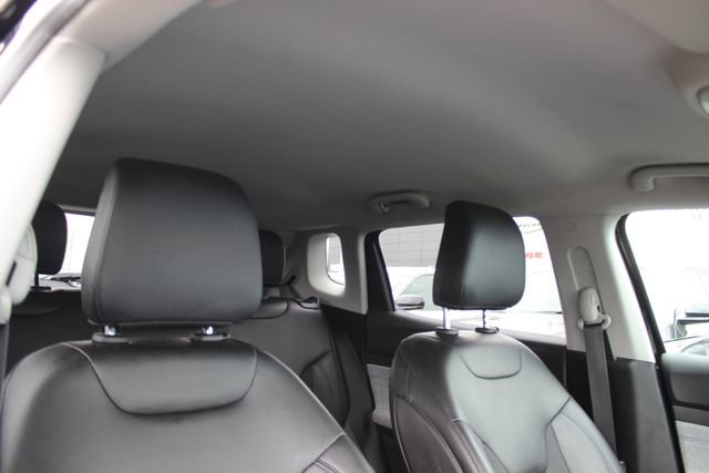 Used 2022 Jeep Compass Latitude w/ Convenience Group image 34