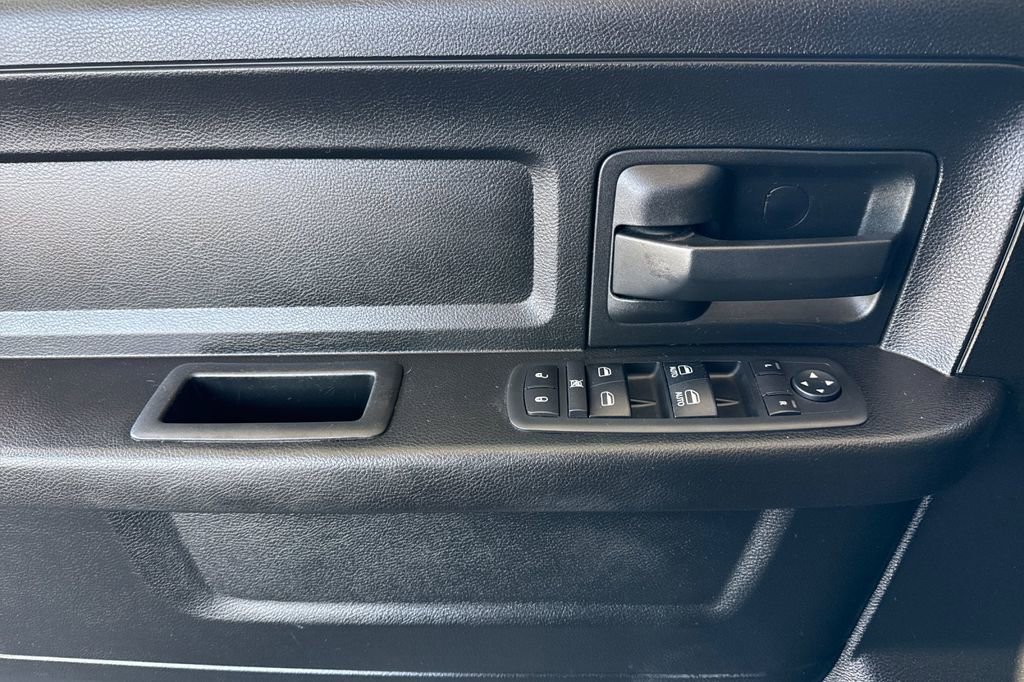 Used 2019 RAM 1500 Tradesman RWD image 16