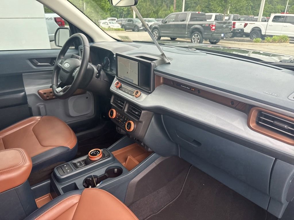 Used 2023 Ford Maverick Lariat w/ Lariat Luxury Package FWD image 30