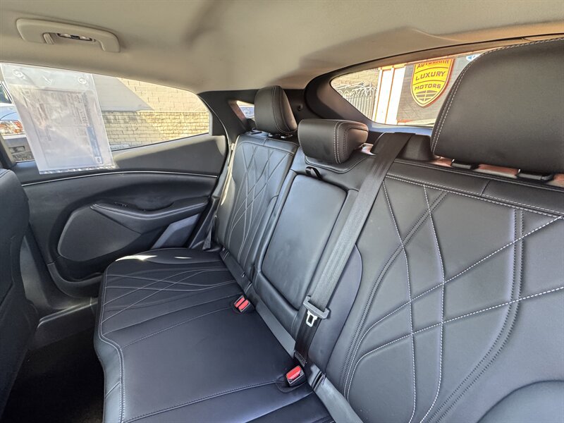 Used 2023 Ford Mustang Mach-E Select RWD image 39