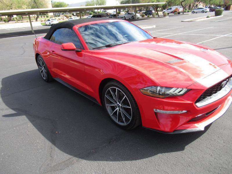 Used 2018 Ford Mustang Premium w/ Equipment Group 201A RWD image 4