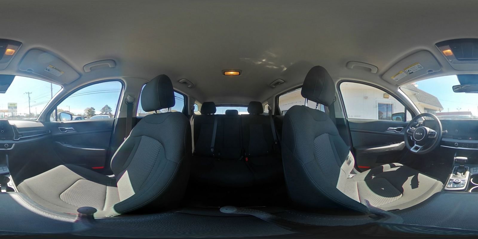 Used 2025 Kia Sportage LX image 41