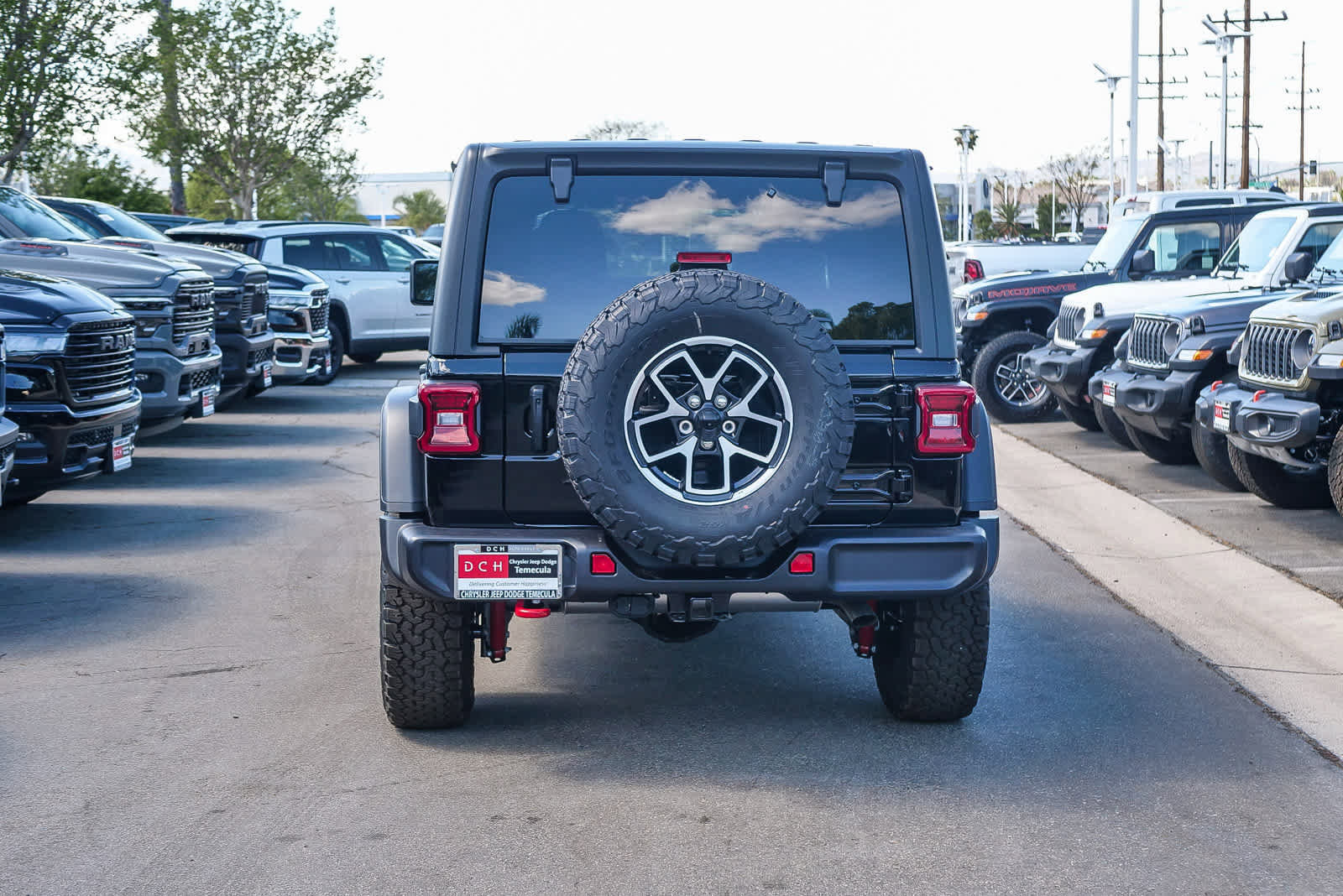 New 2026 Jeep Wrangler Unlimited Rubicon AWD/4WD image 5