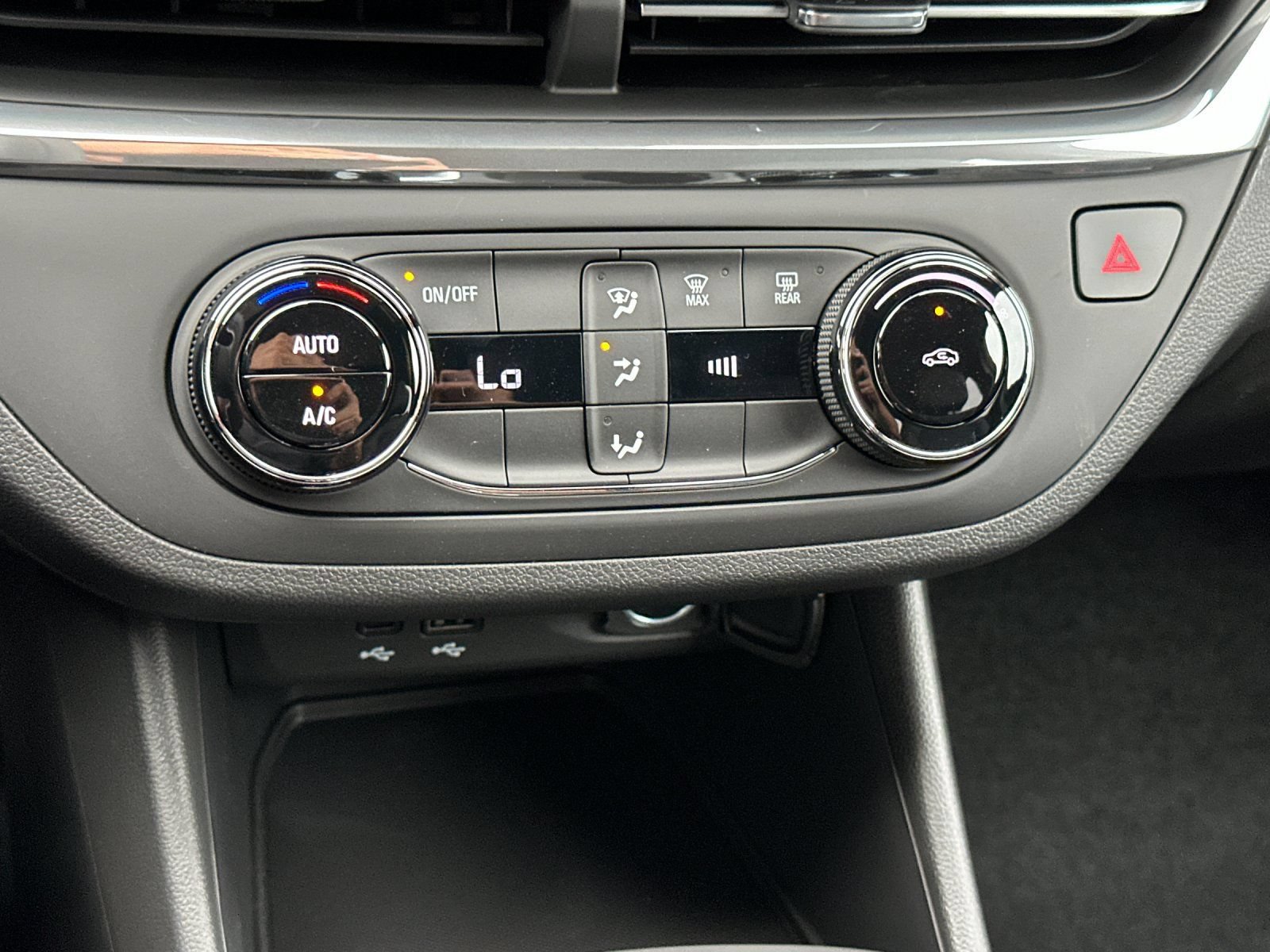 New 2026 Buick Envista Sport Touring FWD image 20
