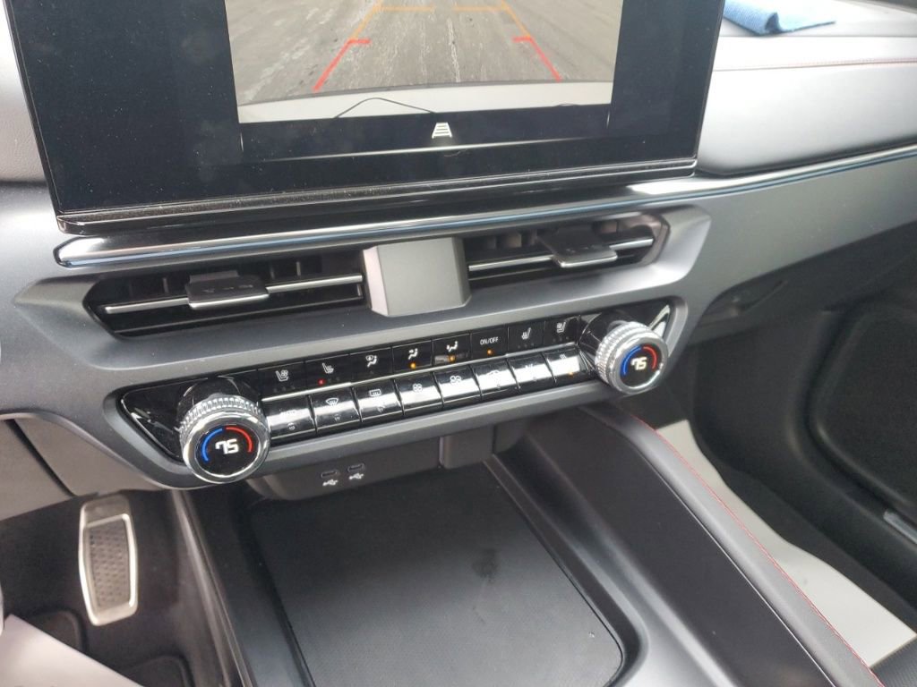 Used 2024 Acura ZDX A-Spec image 22