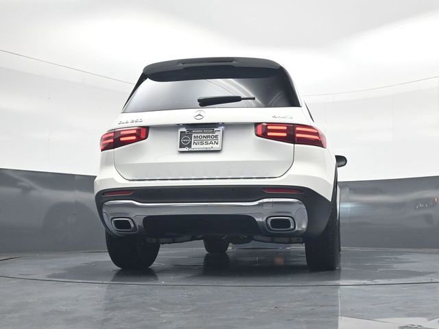 Used 2025 Mercedes-Benz GLB 250 4MATIC image 21