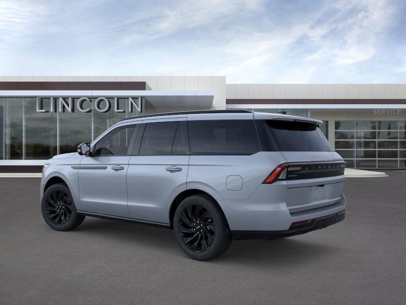 New 2025 Lincoln Navigator Reserve w/ Jet Appearance Package image 4