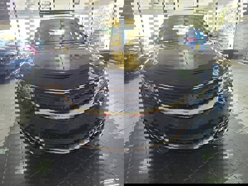 Used 2017 Chevrolet Impala Premier image 2