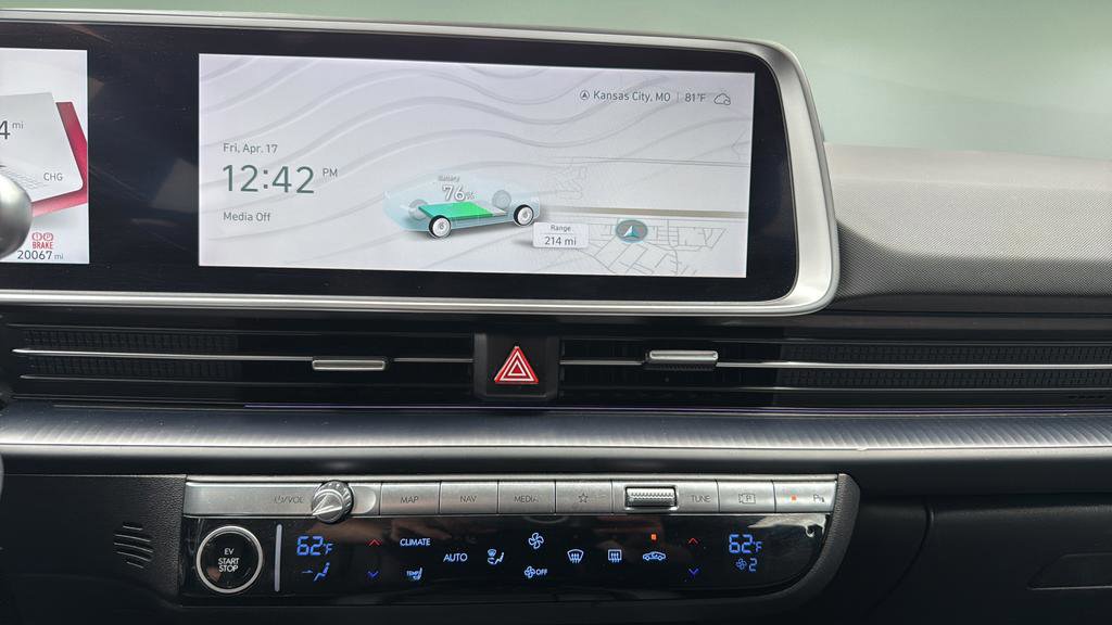 Used 2024 Hyundai Ioniq 6 SEL AWD/4WD image 8