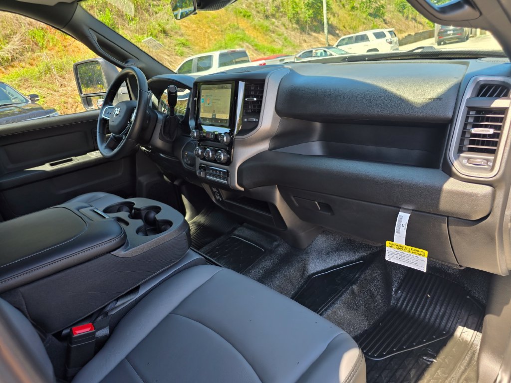 New 2026 RAM 5500 Tradesman w/ Chrome Appearance Group AWD/4WD image 26