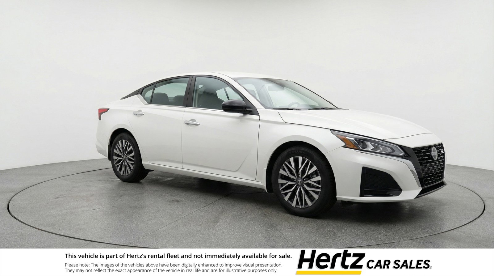 Used 2025 Nissan Altima 2.5 SV FWD image 1