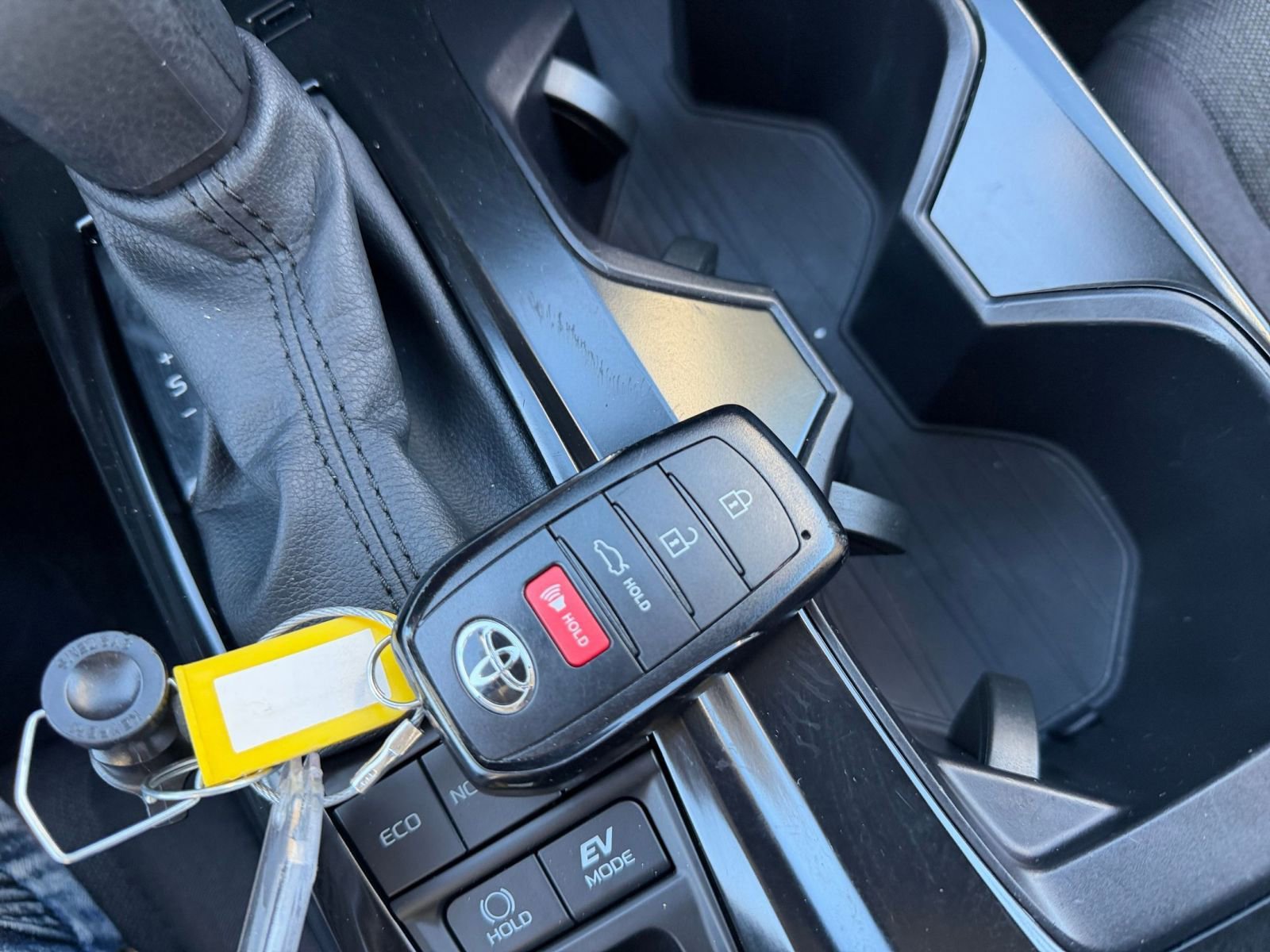 Used 2025 Toyota Camry LE image 22