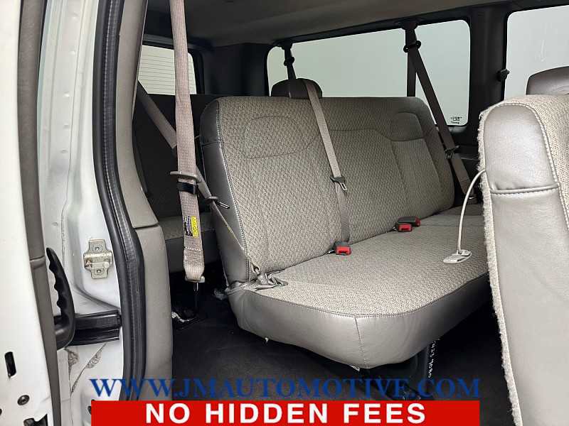 Used 2021 Chevrolet Express 3500 LT w/ LT Preferred Equipment Group image 17