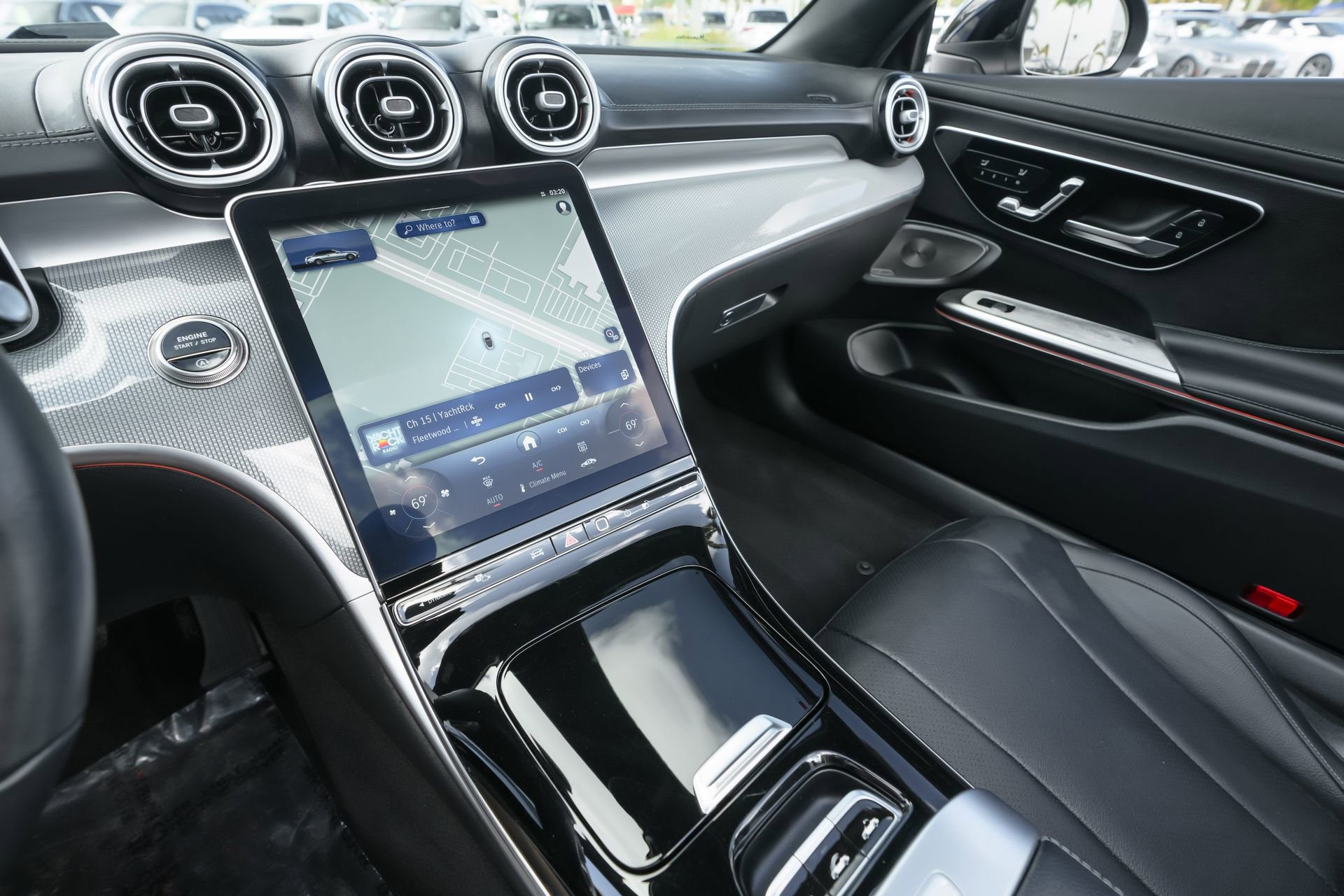 Used 2025 Mercedes-Benz CLE 300 4MATIC Cabriolet image 10