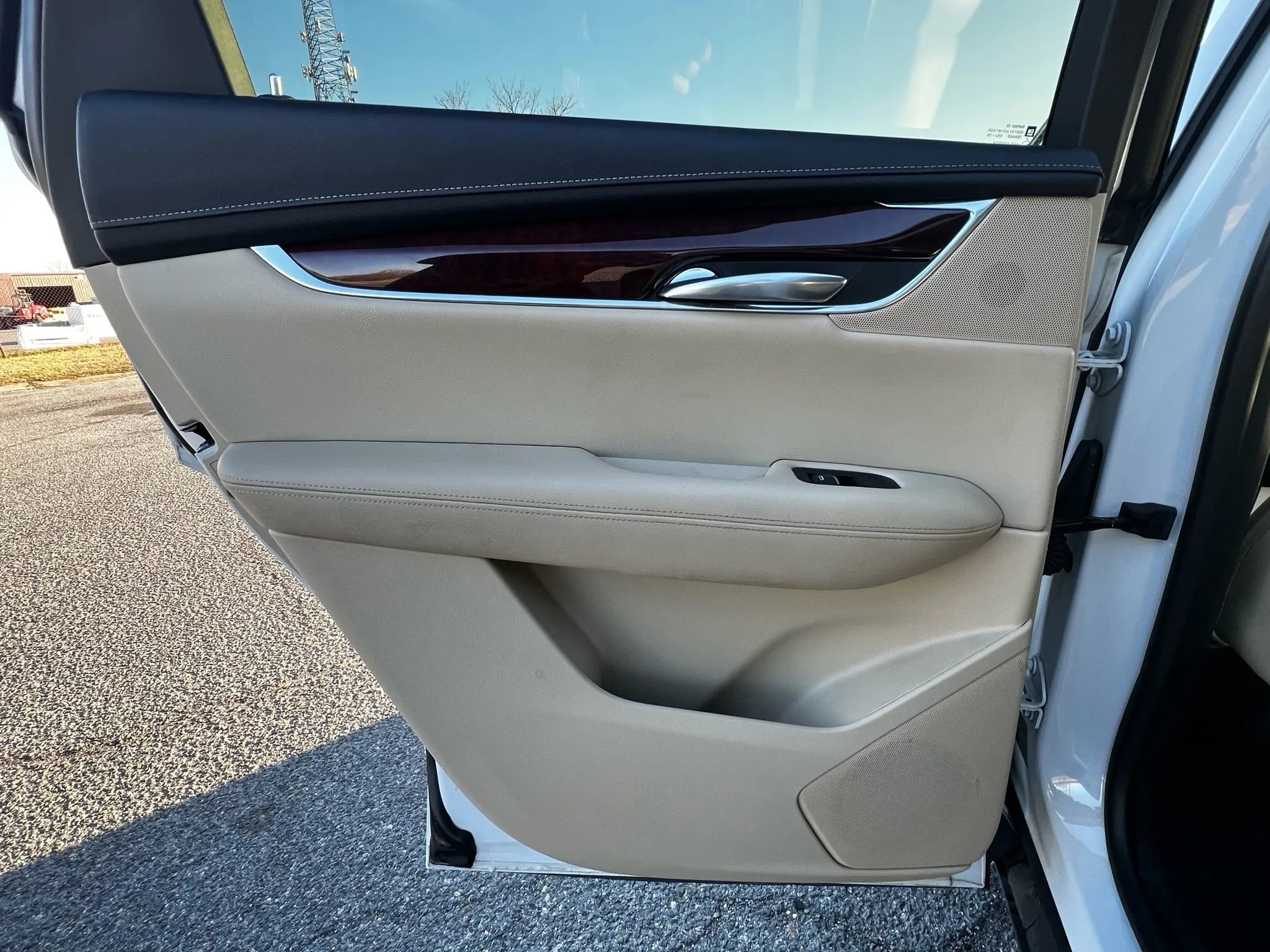 Used 2017 Cadillac XT5 Premium Luxury image 14