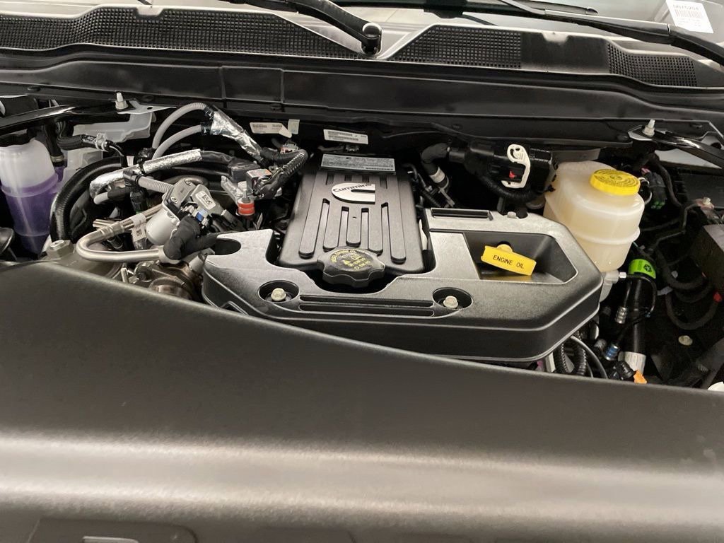 New 2026 RAM 3500 Tradesman AWD/4WD image 18