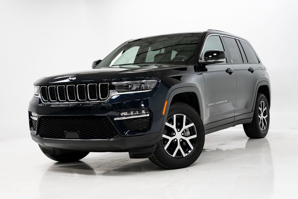 Used 2024 Jeep Grand Cherokee Limited w/ Trailer Tow Package image 1