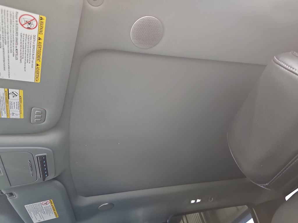 Used 2024 Ford F250 Lariat w/ Lariat Ultimate Package image 29