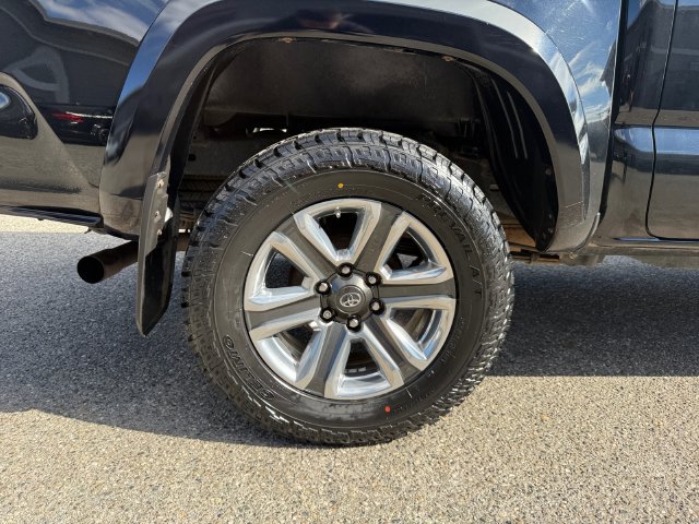 Used 2019 Toyota Tacoma Limited AWD/4WD image 27