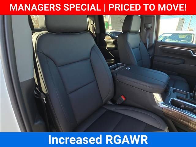 New 2026 Chevrolet Silverado 1500 RST w/ Dark Appearance Package image 30