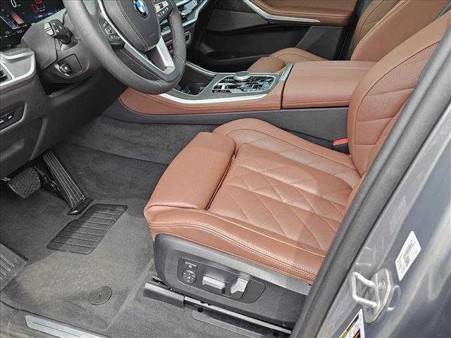Certified 2024 BMW X5 xDrive40i w/ Premium Package AWD/4WD image 16