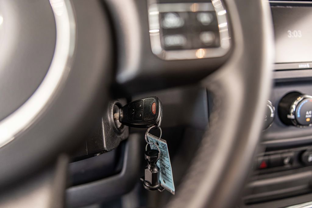 Used 2015 Jeep Patriot High Altitude image 22