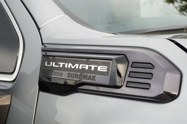 Used 2025 GMC Sierra 2500 Denali Ultimate image 7