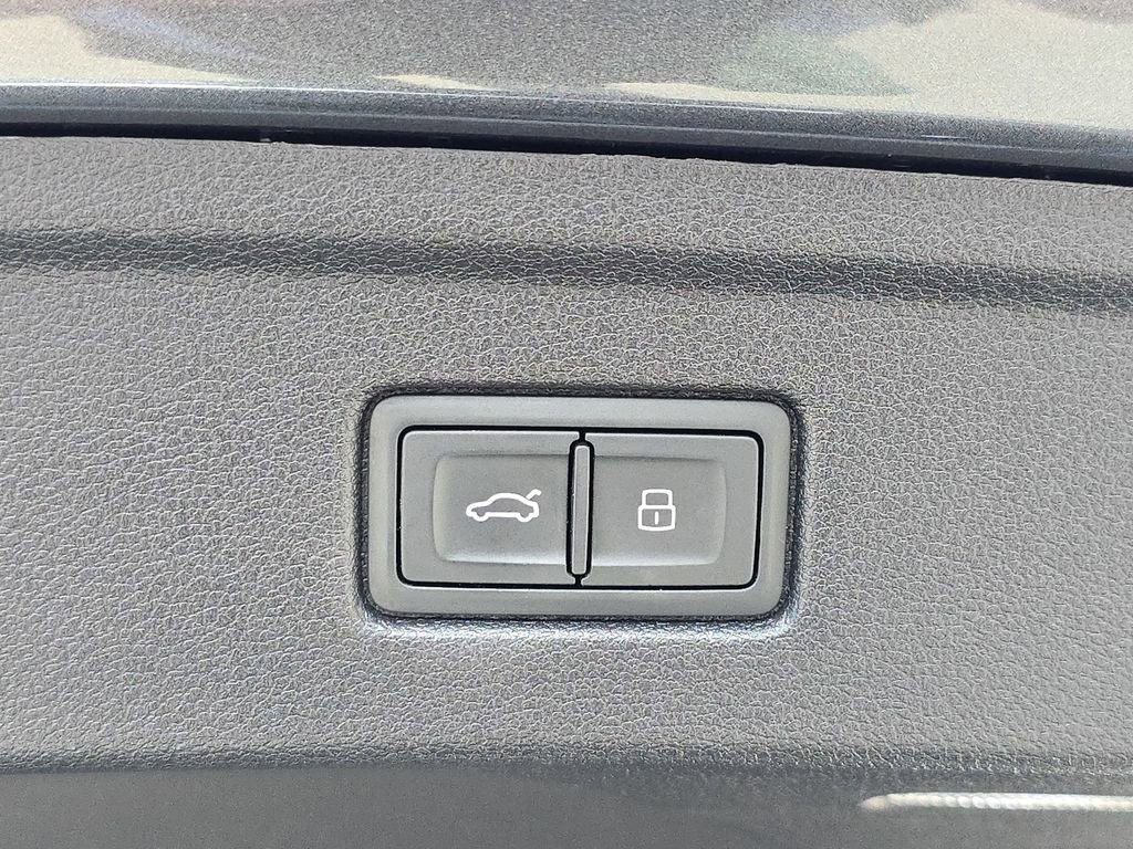 Used 2021 Audi A5 2.0T Premium Plus w/ Premium Plus image 17