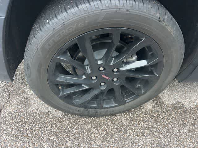 Certified 2023 GMC Terrain SLE w/ Driver Convenience Package FWD image 11
