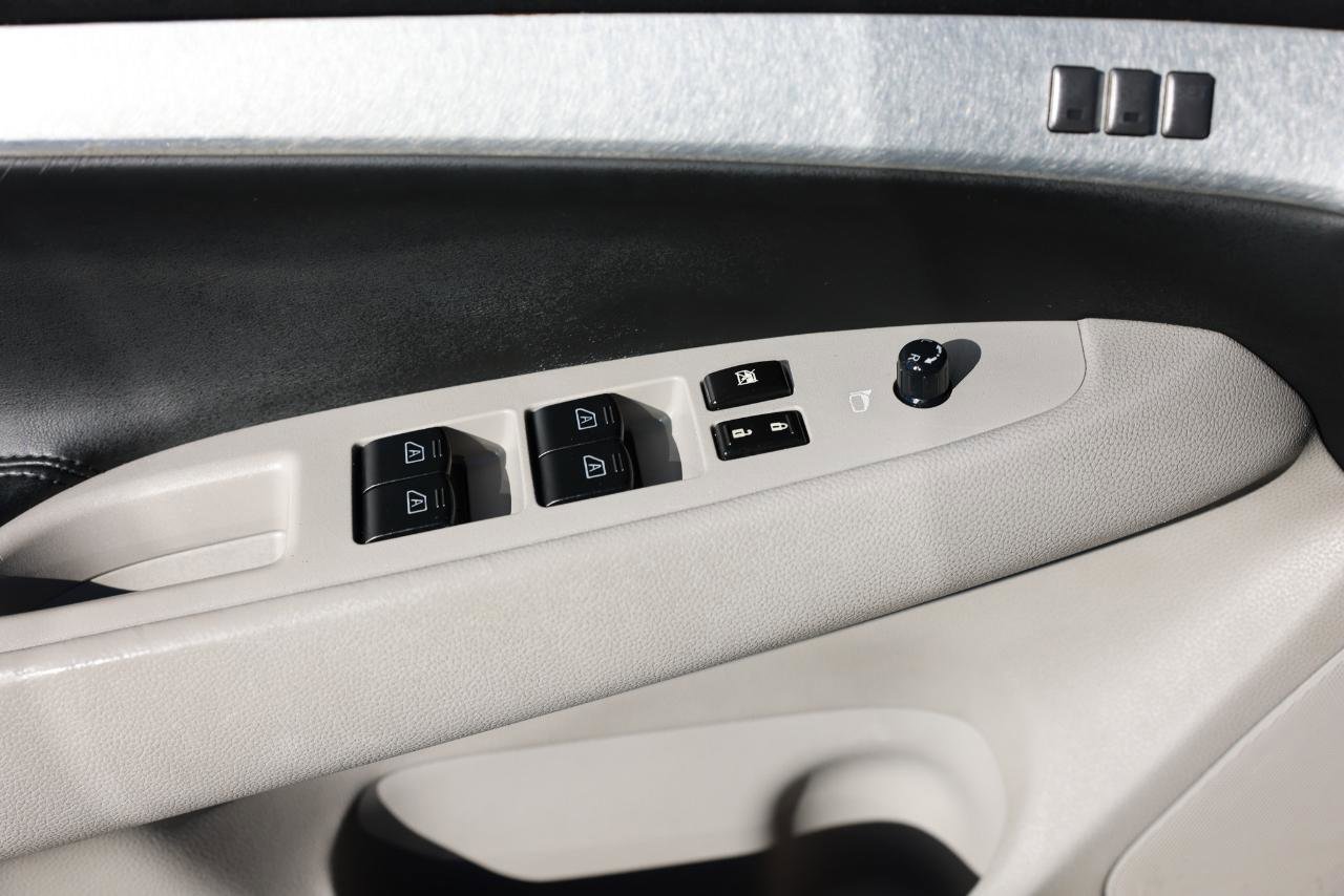 Used 2009 INFINITI G37 Journey w/ Premium Pkg image 37