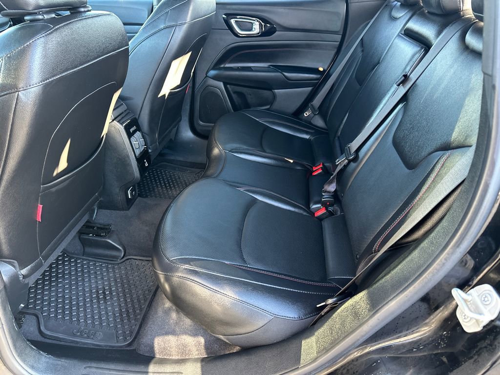 Used 2025 Jeep Compass Trailhawk w/ Trailhawk Elite Group image 20