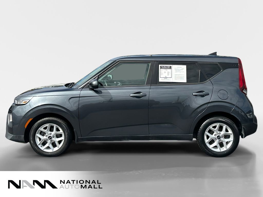 Used 2020 Kia Soul S image 2
