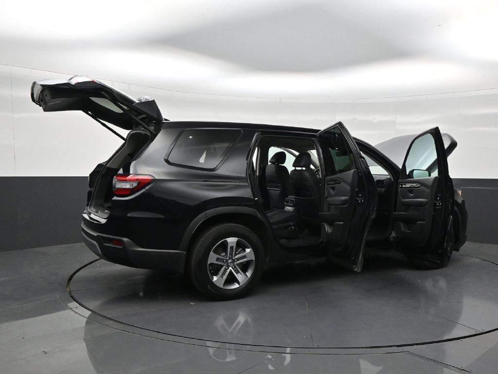 Used 2023 Honda Pilot EX-L image 28