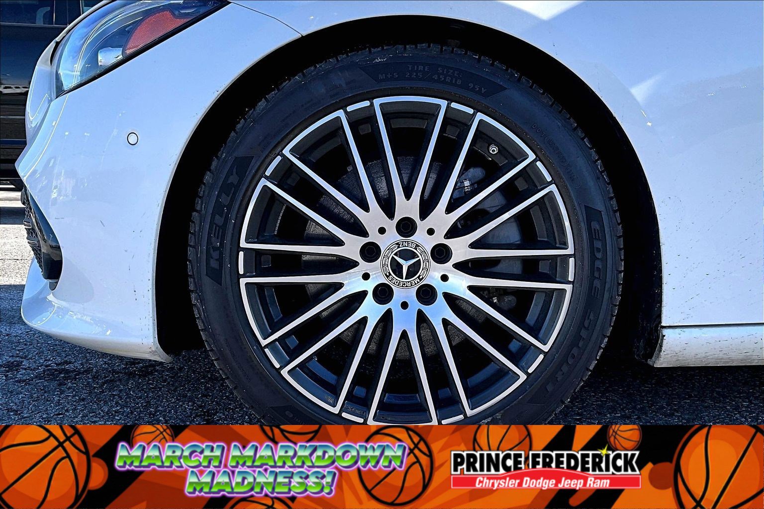 Used 2022 Mercedes-Benz C 300 4MATIC Sedan image 8