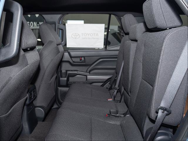 New 2026 Toyota 4Runner SR5 image 18