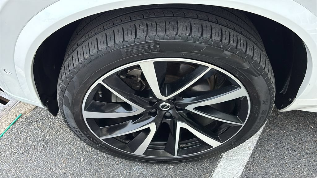 Certified 2024 Volvo XC90 B5 Plus w/ Protection Package Premier AWD/4WD image 33