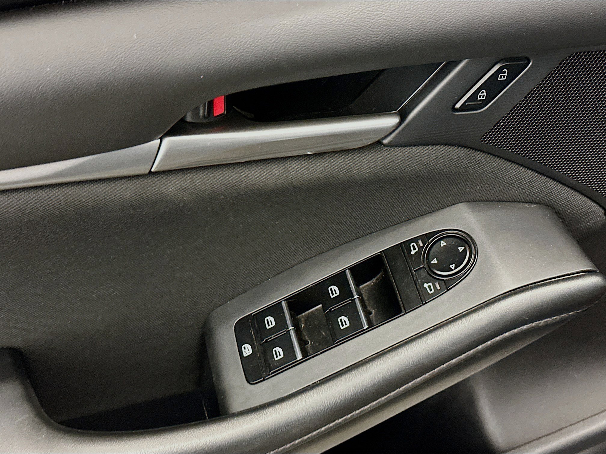 Used 2025 MAZDA MAZDA3 s image 15