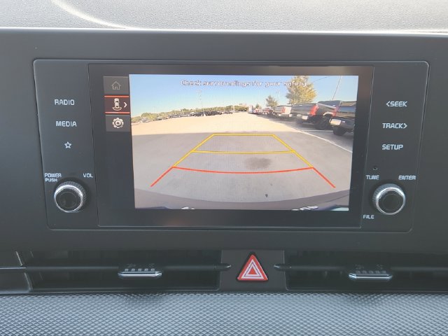 Used 2025 Kia Sportage LX AWD/4WD image 17